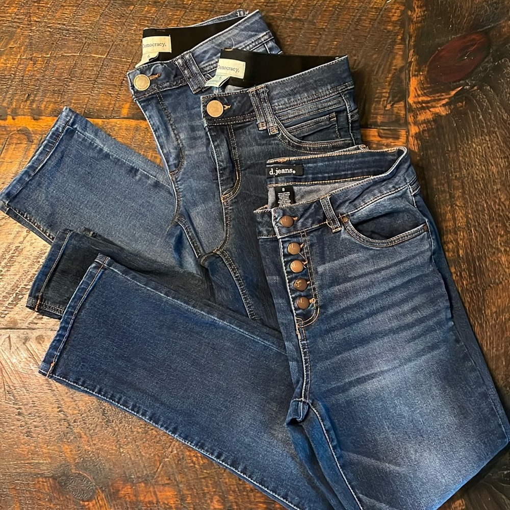 3 pairs of Women’s Democracy & d.jeans Sizes 6 & 8